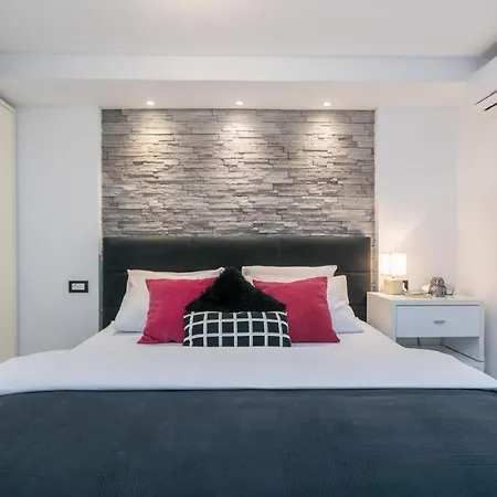 Comfort One Bedroom